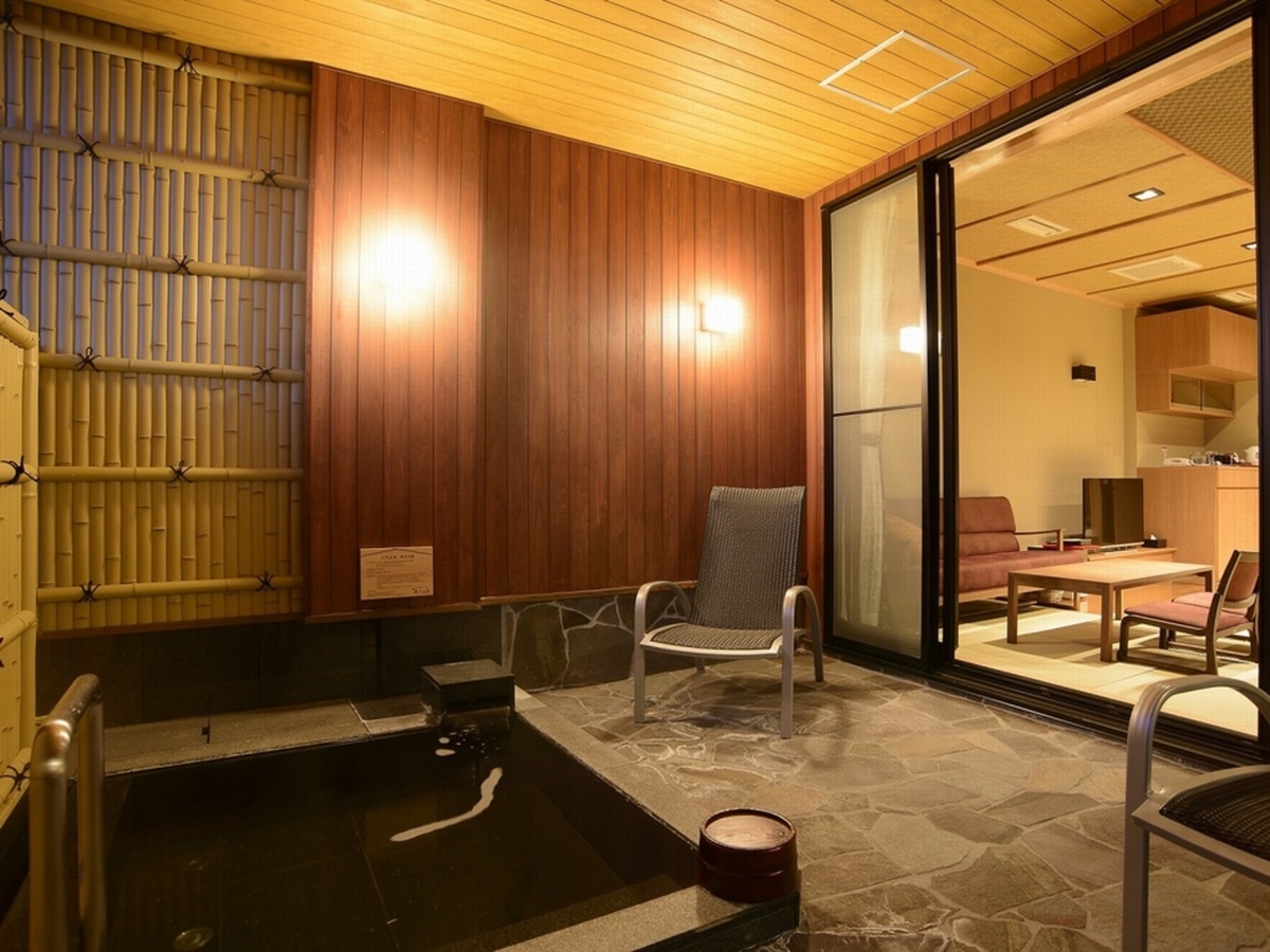 天然温泉露天風呂全室完備 満天の宿