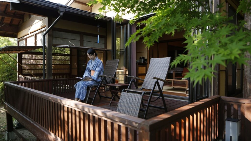 あまやどりの宿 雨情草庵