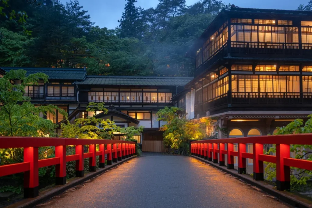 積善館 佳松亭・山荘